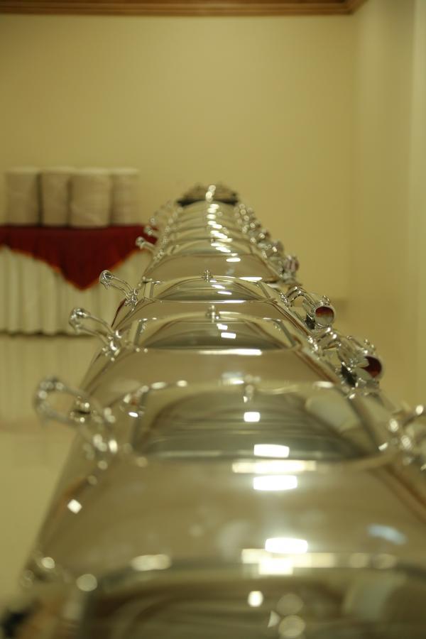Hotel Grand Gayathri Khammam Eksteriør billede