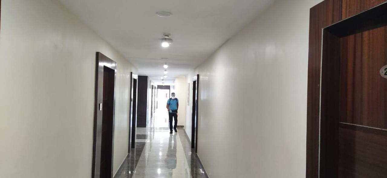 Hotel Grand Gayathri Khammam Eksteriør billede